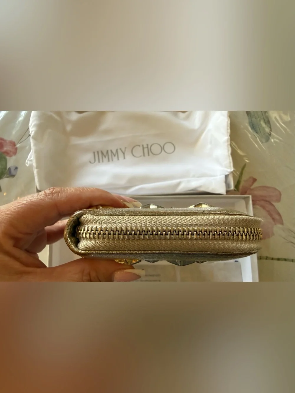 Jimmy Choo Metallic Star-Embellished Wallet- gold Color / gold tone hardware